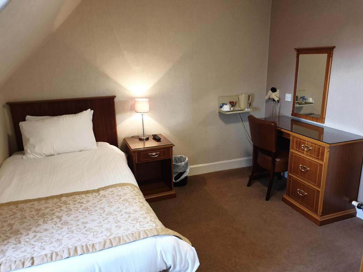 Commercial Hotel Alness Exterior foto